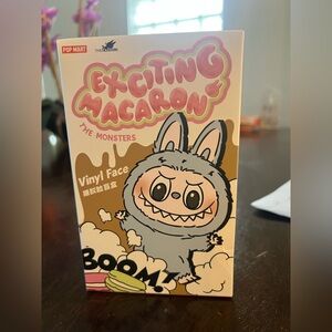 Exciting Macaron Labubu (Toffee) blind box